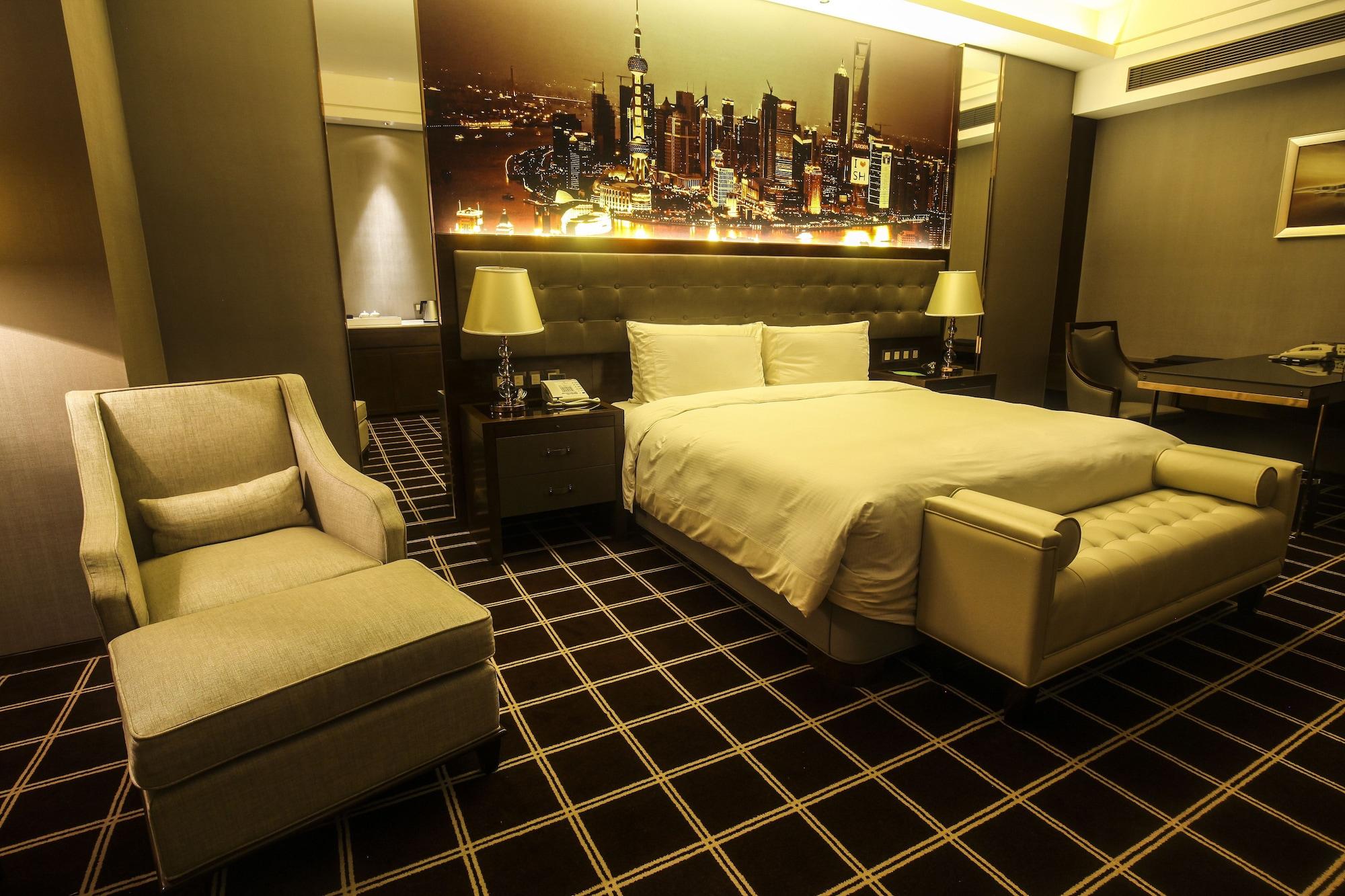 Hotel Royal Century 5*